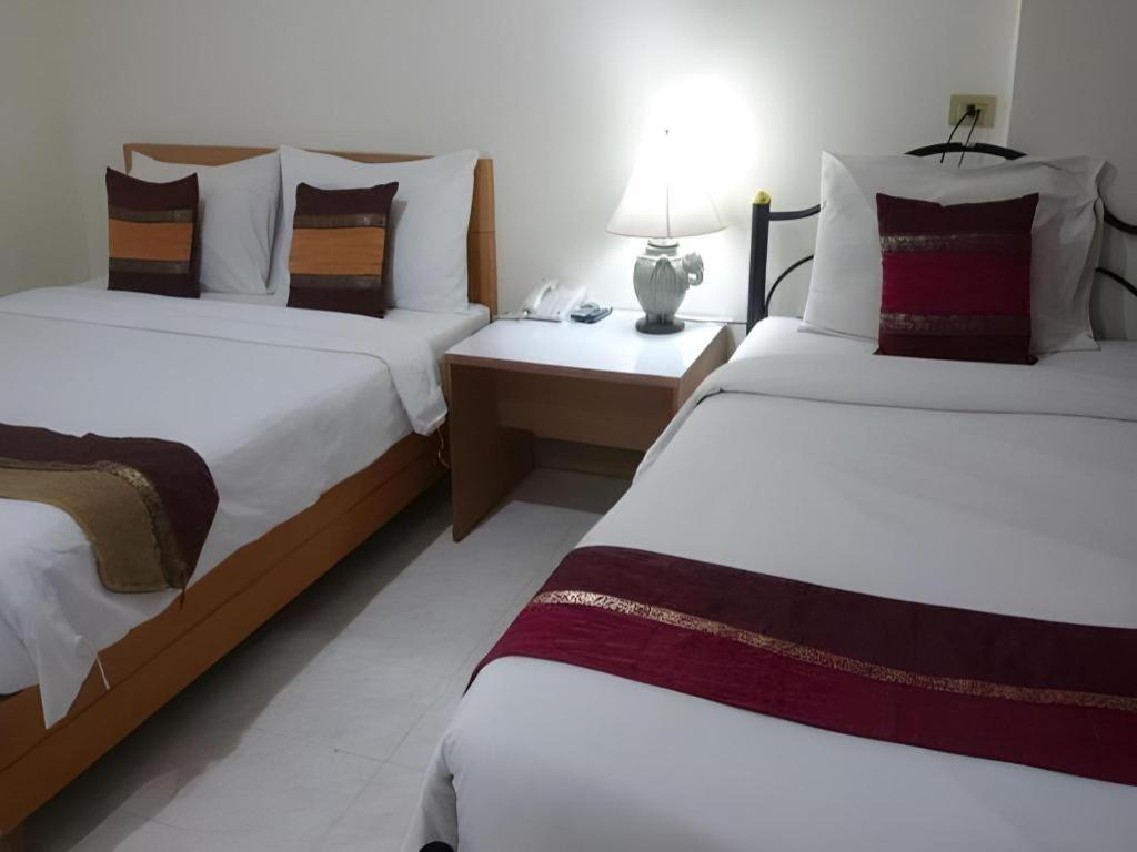 Central Place Hotel Rayong Exterior photo