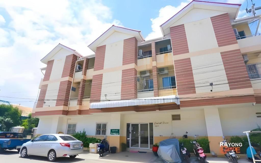 Central Place Hotel Rayong Exterior photo