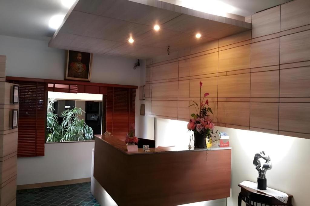 Central Place Hotel Rayong Exterior photo